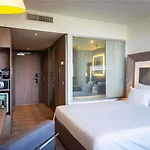 Novotel 4*