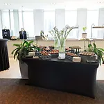 новотел Хотел