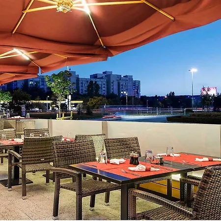 Отель Novotel 4*