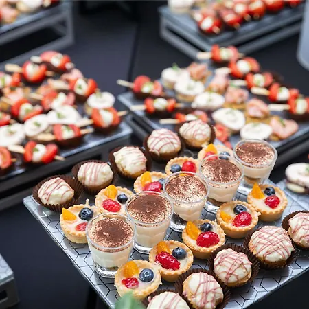 Отель Novotel 4*