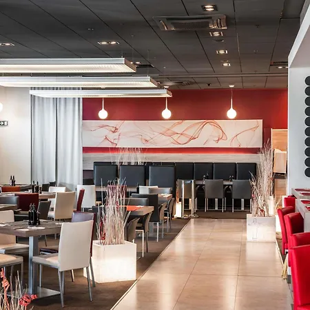 Novotel 4*