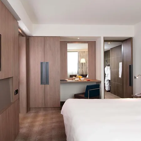 Novotel Hotell 4*